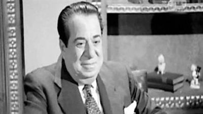 فكر في الغناء.. لمحات من حياة أبو السينما الفنان حسين رياض