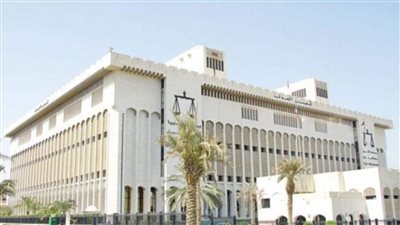 سهلت لعشيقها الاعتداء على ابنتها وقتلتها.. الحكم على كويتية بالسجن لمدة 47 عامًا