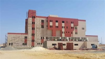 بعد 12 عامًا من وضع حجر الأساس.. افتتاح مستشفى رأس غارب المركزي نهاية العام الجاري