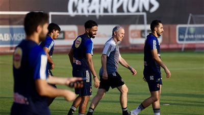 دون راحة.. الأهلي يستعد لمواجهة الألومنيوم في الكأس