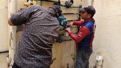 جهاز دمياط الجديدة ينفذ حملة لضبط وصلات المياه المخالفة وتحصيل المديونيات.. وأخرى لإزالة الإشغالات