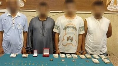 إحداهم تحمل جنسية أجنبية.. الداخلية تضبط لصوص المشغولات الذهبية والمدارس بالقاهرة