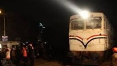 اصطدام قطار بسيارة ملاكي خلال عبورها مزلقان غير شرعي بالأقصر