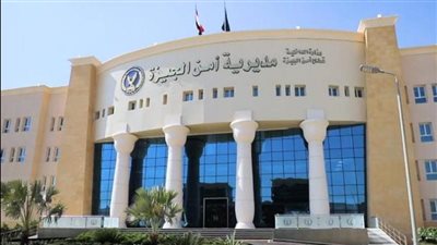 مجهولان يخطفان هاتف شخص خليجي أثناء سيره بسيارته بكورنيش الجيزة