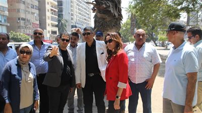 محافظ الجيزة يوجه بزيادة المساحات الخضراء بشارع جامعة الدول العربية
