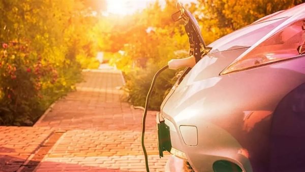  السيارات الكهربائية