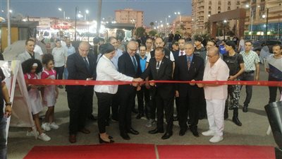 فقرات فنية.. محافظ بورسعيد يفتتح المعرض السابع للكتاب وسط إقبال كبير| صور