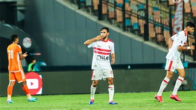 هل الزمالك يقرب الأهلي من التتويج بدرع الدوري الليلة؟