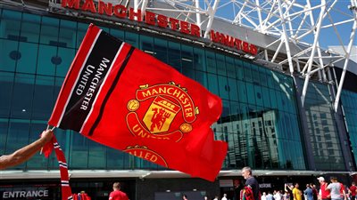 مانشستر يونايتد يعلن تأجيل طرح تذاكر مباراته الودية بسبب العطل التقني العالمي