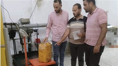 ضبط 3 مصانع منتجات ألبان بدون ترخيص وسلع غذائية منتهية الصلاحية بالبحيرة