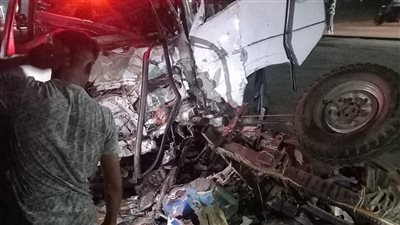 مصرع 3 شباب وإصابة 3 آخرين إثر تصادم تروسيكل وميكروباص ببني سويف| أسماء