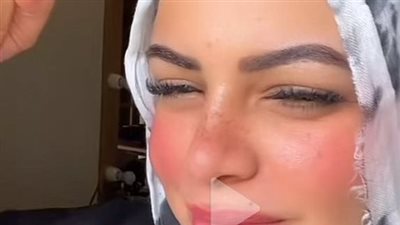 بدء جلسة الحكم على البلوجر نادين طارق بتهمة نشر الفسق والفجور | بث مباشر