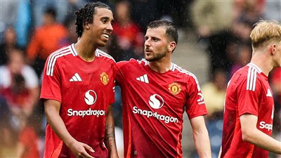 بعد تألقه.. ماذا قدم ليني يورو في أول لقاء له رفقة مانشستر يونايتد؟