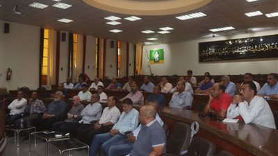 رئيس جهاز العاشر من رمضان يتابع أعمال تنفيذ وحدات سكن لكل المصريين ومشروعات الخدمات