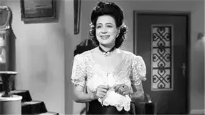 إحالة رجلي أعمال وموظف للمحاكمة بتهمة الاستيلاء على أراضي وأملاك الجاسوسة حكمت فهمي