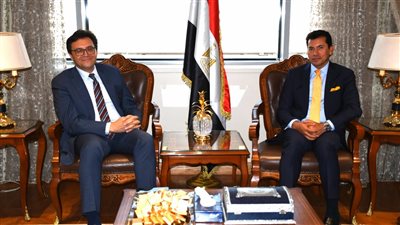 وزير الشباب والرياضة يستقبل وزير الثقافة لبحث أطر التعاون المشترك