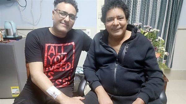 محمد منير والملحن