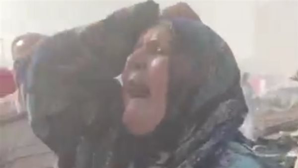 احدى المتضررين بحريق