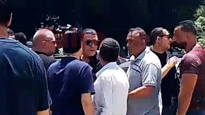 مصطفى كامل وسعد الصغير وحلمي عبد الباقي يساندون أسرة المايسترو محمد أبو اليزيد خلال تشييع الجثمان| بث مباشر