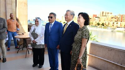 محافظ الدقهلية يستقبل سفير كوريا الجنوبية بمكتبة مصر العامة