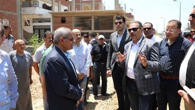 7.3 مليون جنيه لـ رصف 12.5 كيلو بالشرقية.. والمحافظ يتفقد الطريق| صور