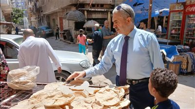 وكيل وزارة التموين بالإسكندرية يقود حملة مكبرة على الأسواق 