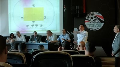 بعد مباراة الزمالك والبنك.. لجنة الحكام تستعد لشرح الحالات الجدلية للإعلام | خاص