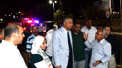 محافظ أسوان يتابع إصلاح كسر مفاجئ في خط الطرد الرئيسي لمياه الشرب