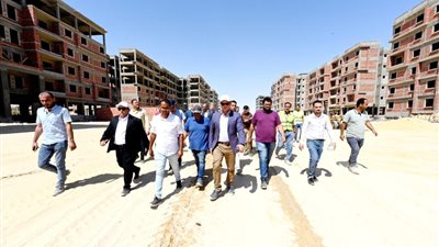 وزير الإسكان: تكليفات رئاسية بسرعة إنجاز وحدات سكن لكل المصريين وتسليمها لمستحقيها