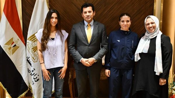 وزير الرياضة وجنة