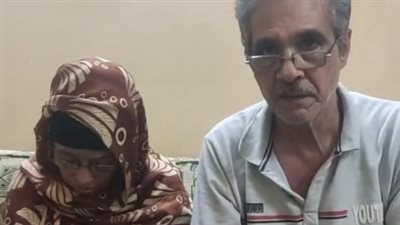 أسرة محفظة قرآن تروي تفاصيل الشروع في قتلها على يد طليقها: اقتحم المنزل وطعنها 23 طعنة | بث مباشر 