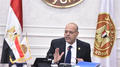 للشباب.. وزارة العمل تعلن توفير 500 فرصة عمل في وظائف متعددة بالقطاع الخاص بأسيوط 