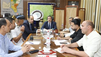 محافظ المنوفية: حملات مفاجئة وملصقات بتعريفة المواصلات الجديدة على السيارات وبالمواقف 