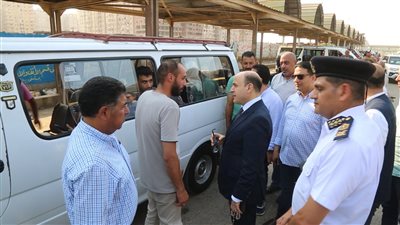 محافظ كفر الشيخ: انعقاد دائم لغرفة العمليات لمتابعة الالتزام بتعريفة الركوب الجديدة