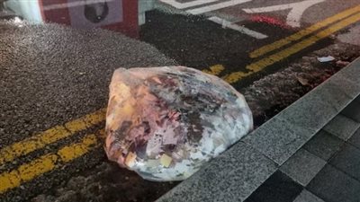 بالونات القمامة الكورية الشمالية تعطل الرحلات الجوية في سيول وتشعل الحرائق 