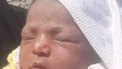 عثر عليها داخل كرتونة.. استخراج أوراق ثبوتية لرضيعة محطة سكة حديد فرشوط بقنا