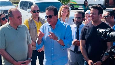 خالد عبد الغفار يفتتح شارع الصحة بمدينة العلمين الجديدة