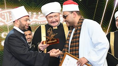 فوز المرشح المصري محمد عبد الكريم بالمركز الثاني في مسابقة البريكس للقرآن الكريم