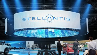 Stellantis تبدأ تصنيع سيارة Lancia Gamma الجديدة بإيطاليا في عام 2026
