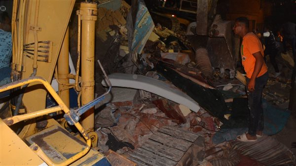 انهبار منزل بالمحلة