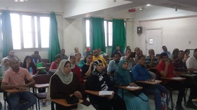 محافظ أسيوط: دورات تدريبية وورش للعاملين بإدارات الموارد البشرية بالتعاون مع التنظيم والإدارة 