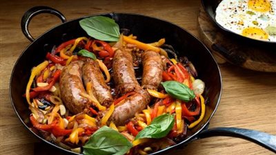 طريقة عمل السجق الشرقي الاسكندراني.. ووصفة أخرى بالبيض للشيف نادية السيد