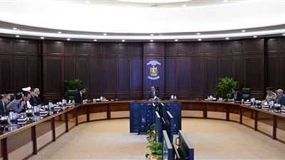 رئيس الوزراء يشدد على الالتزام ببرامج إخلاء منازل وأراضي مخطط تطوير جزيرة الوراق