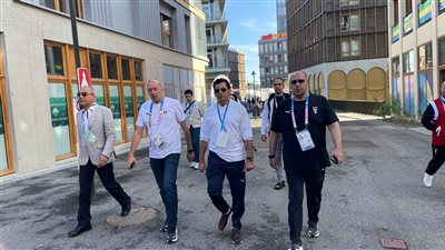 وزير الرياضة لأبطال السلاح: يجب التركيز في القادم لتعويض خسارة الفردي بميدالية في الفرق