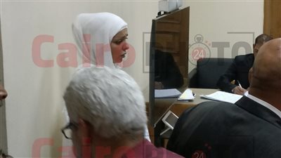 قرار جديد من المحكمة في اتهام مضيفة طيران بقتل ابنتها