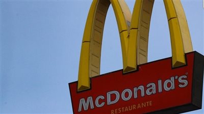 ماكدونالدز متورط في وفاة شخص والعشرات من حالات التسمم الغذائي في الولايات المتحدة