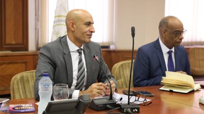 التعليم: مدرس واحد فقط لمادة العلوم المتكاملة المقررة على طلاب الصف الأول الثانوي