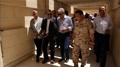 استعدادا لافتتاحه.. وزير السياحة يتابع آخر تطورات الأعمال بالمتحف المصري الكبير| صور 