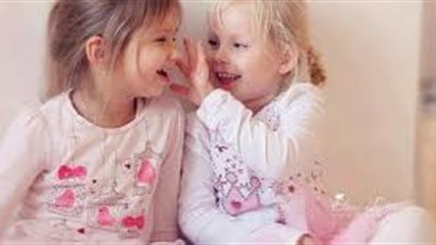 في يوم الصداقة.. تعرف على طرق اختيار صديق جيد