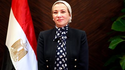 تقدمت بها مايو الماضي.. مصدر بالبيئة يكشف تفاصيل استقالة وزيرة البيئة السابقة من منصبها